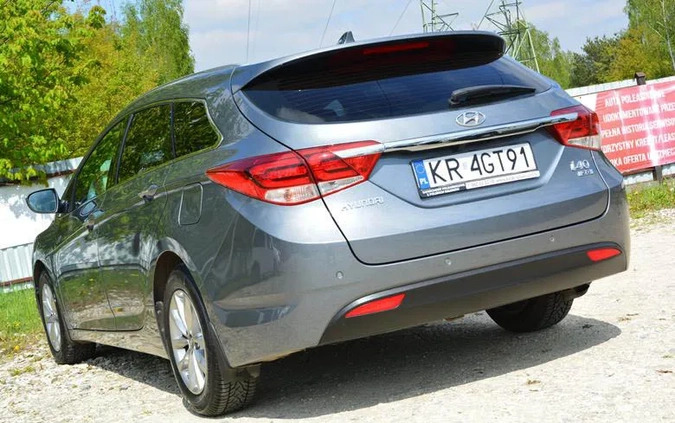 Hyundai i40 cena 69900 przebieg: 130000, rok produkcji 2018 z Czerniejewo małe 497
